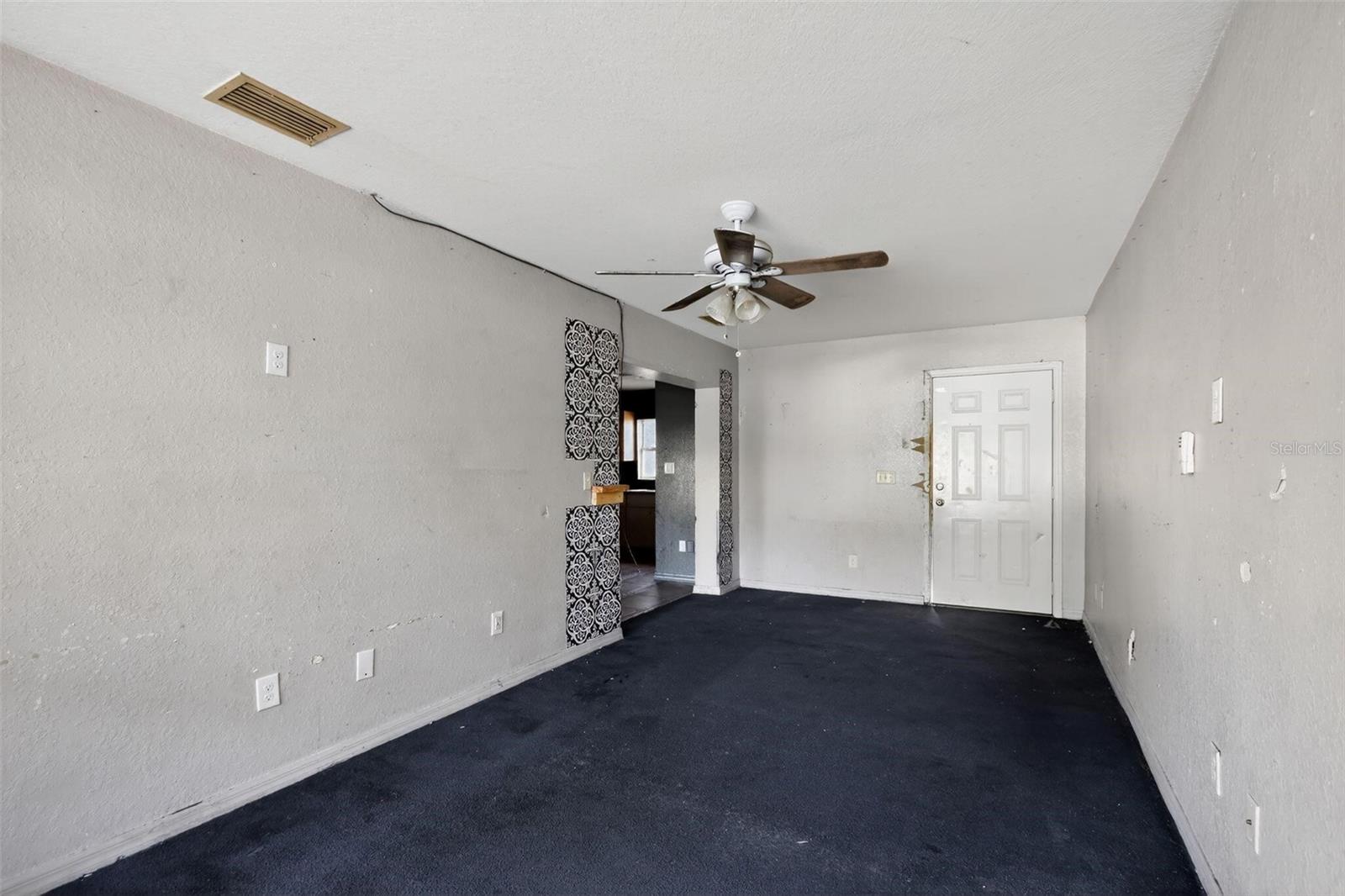 Image 16 of 24 For 1634 Warren Avenue