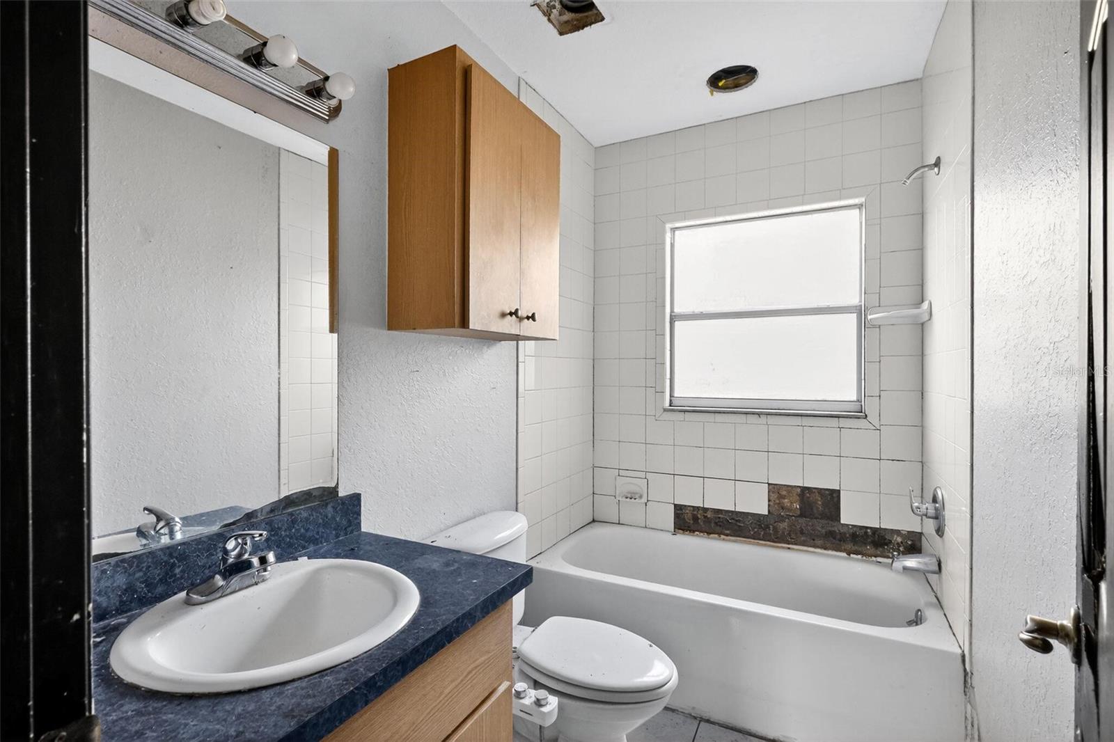 Image 24 of 24 For 1634 Warren Avenue