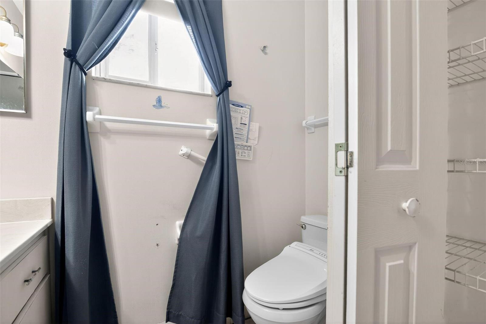 Image 20 of 27 For 13761 115th Circle