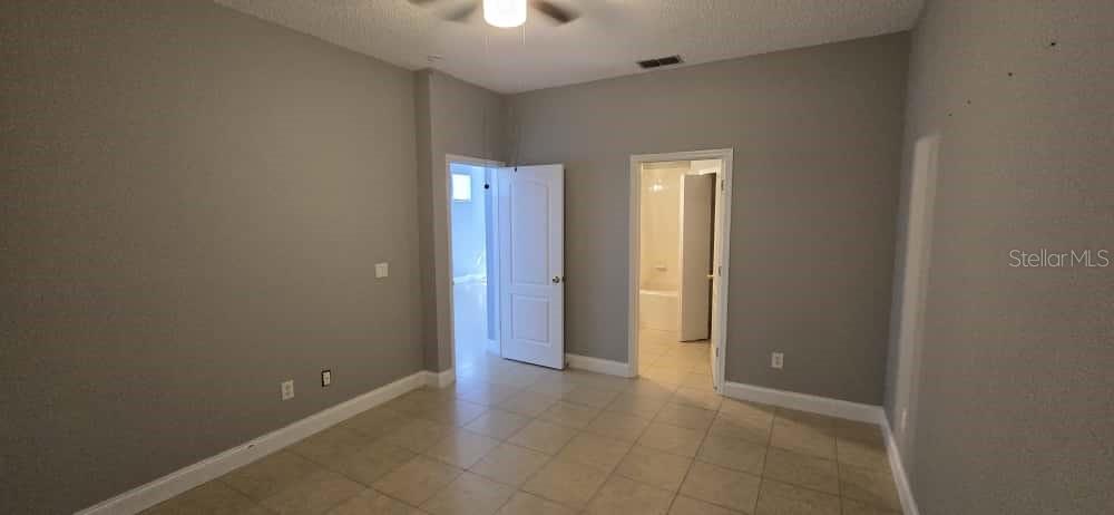 Image 21 of 26 For 14290 Tanja King Boulevard