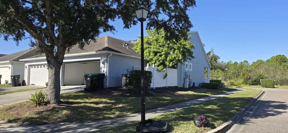 Image 4 of 26 For 14290 Tanja King Boulevard