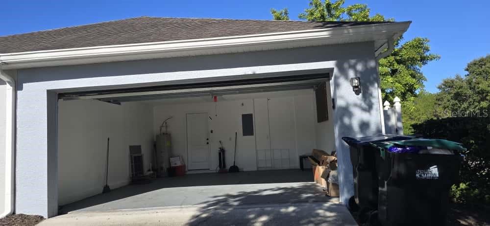 Image 5 of 26 For 14290 Tanja King Boulevard