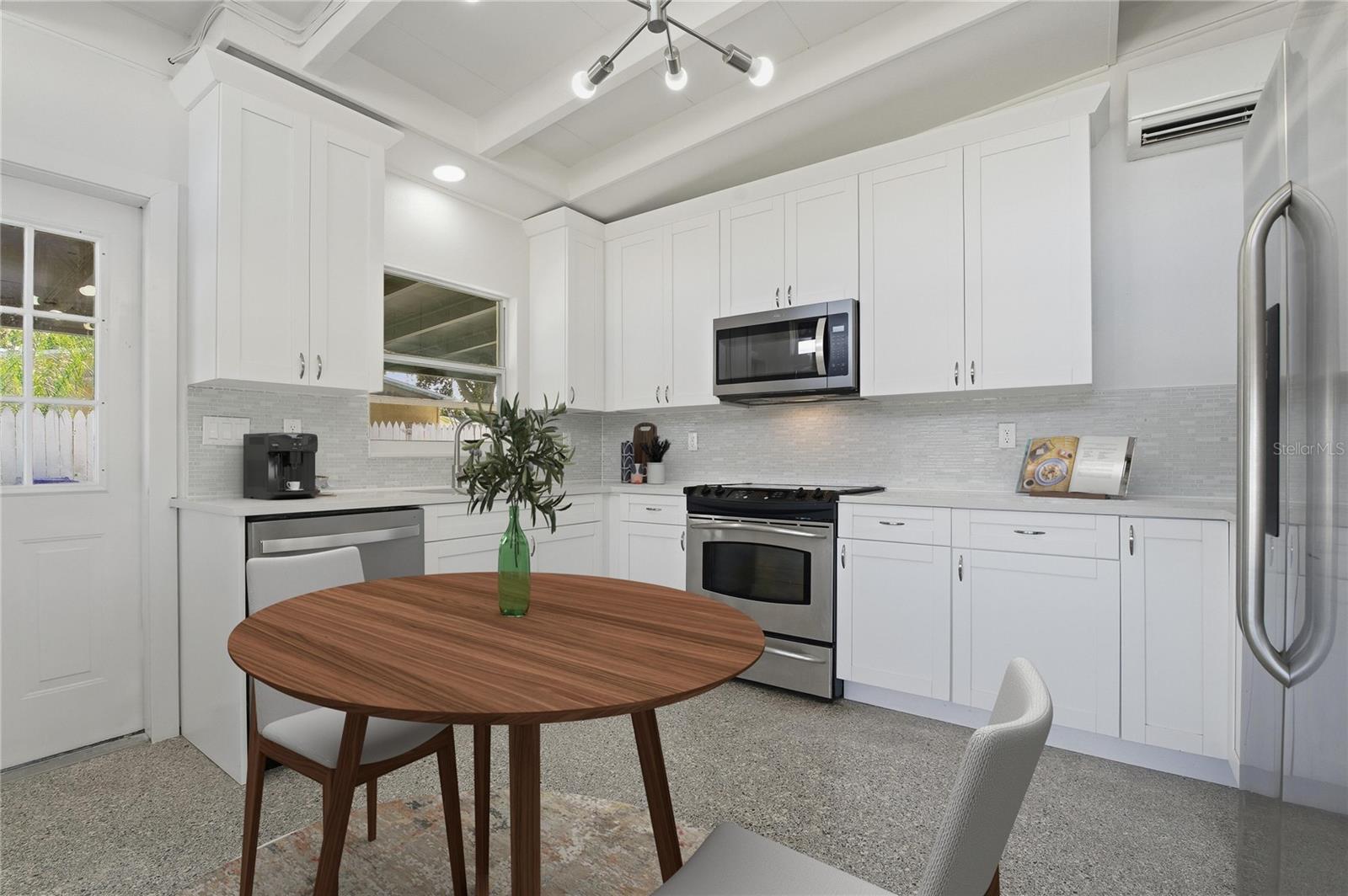 Image 12 of 40 For 316 Country Club Drive