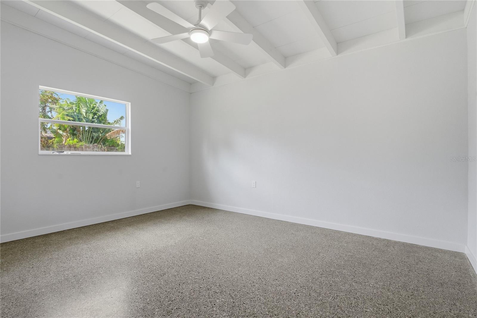 Image 26 of 40 For 316 Country Club Drive