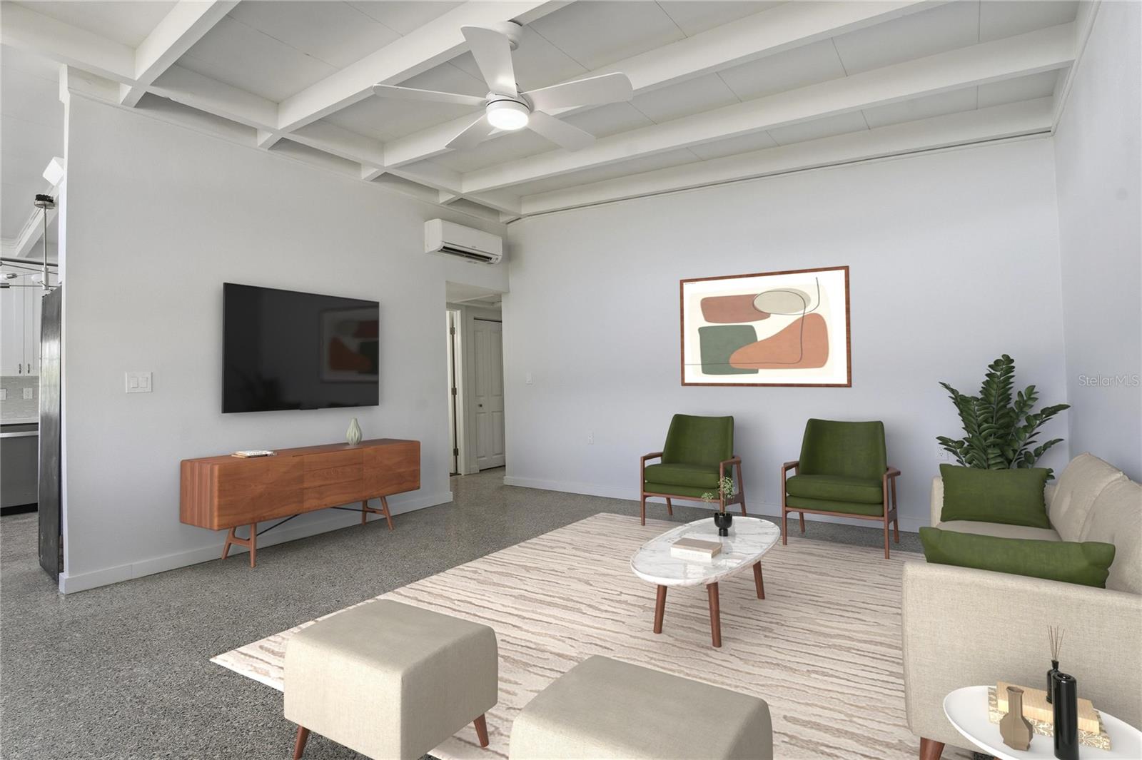 Image 4 of 40 For 316 Country Club Drive