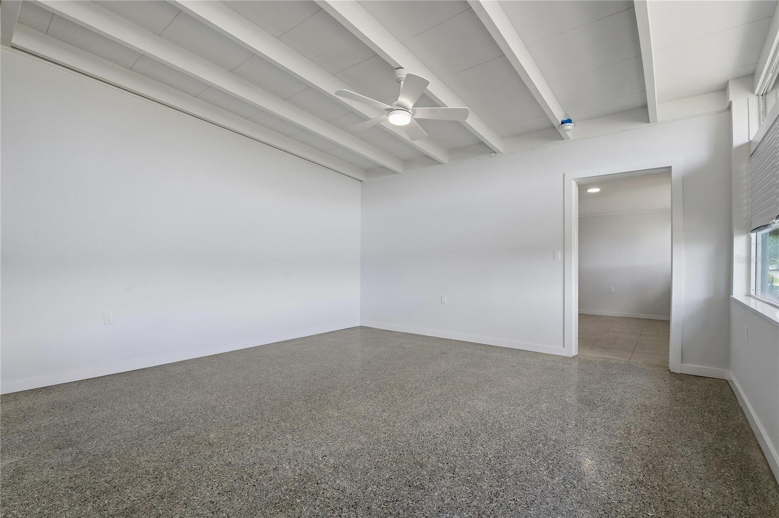 Image 6 of 40 For 316 Country Club Drive