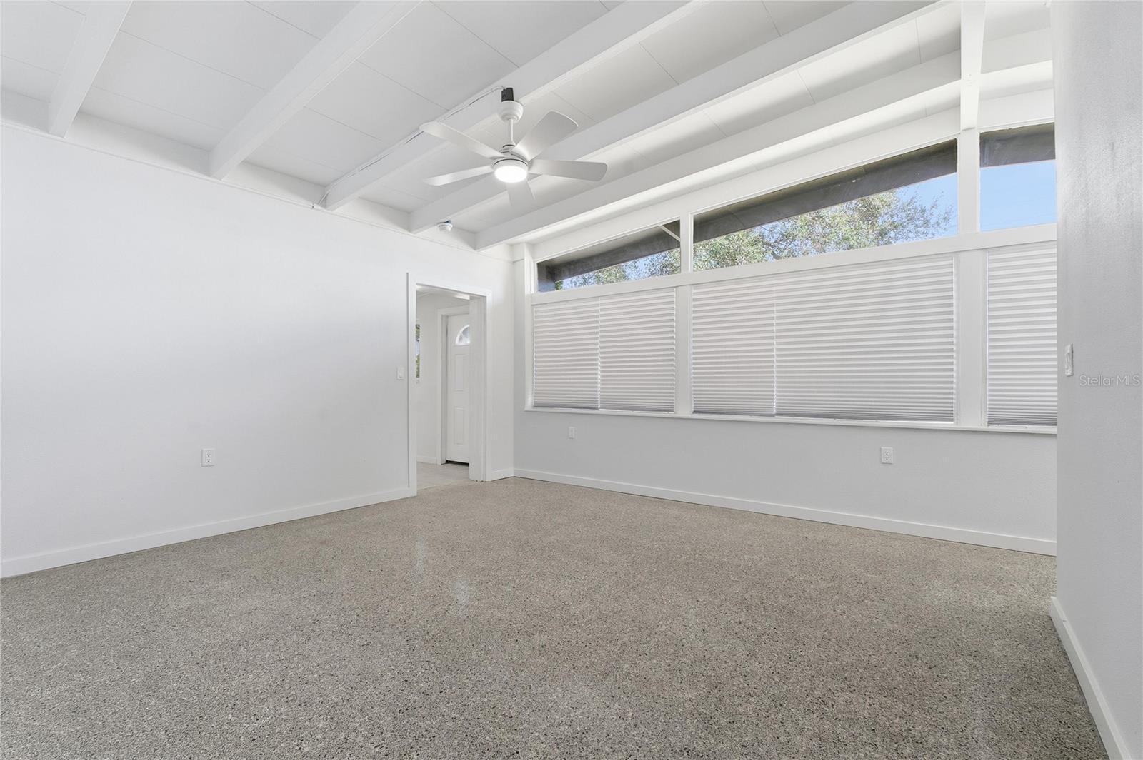 Image 8 of 40 For 316 Country Club Drive