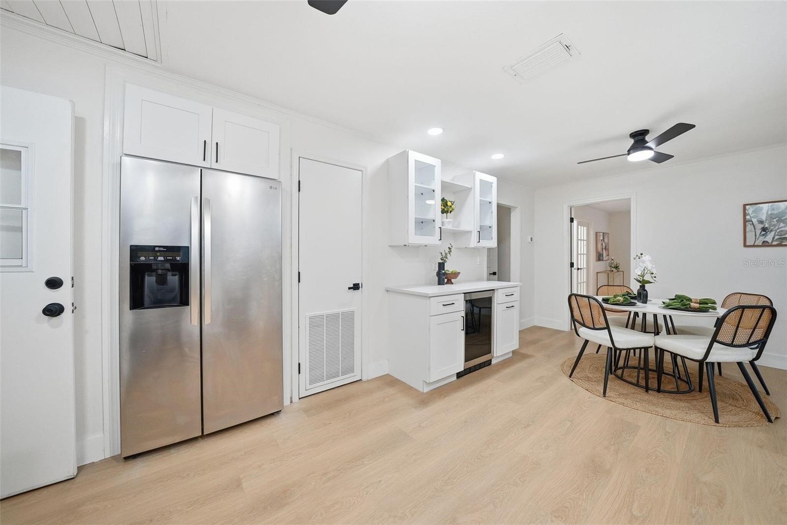 Image 16 of 39 For 4160 58th Avenue N