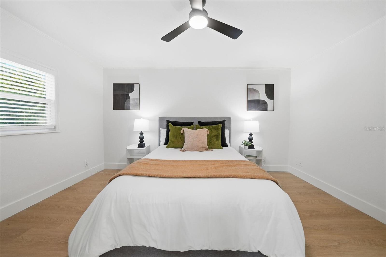 Image 18 of 39 For 4160 58th Avenue N