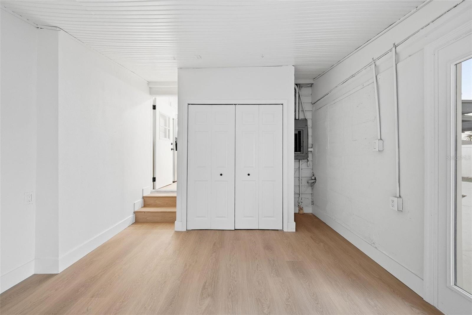 Image 31 of 39 For 4160 58th Avenue N