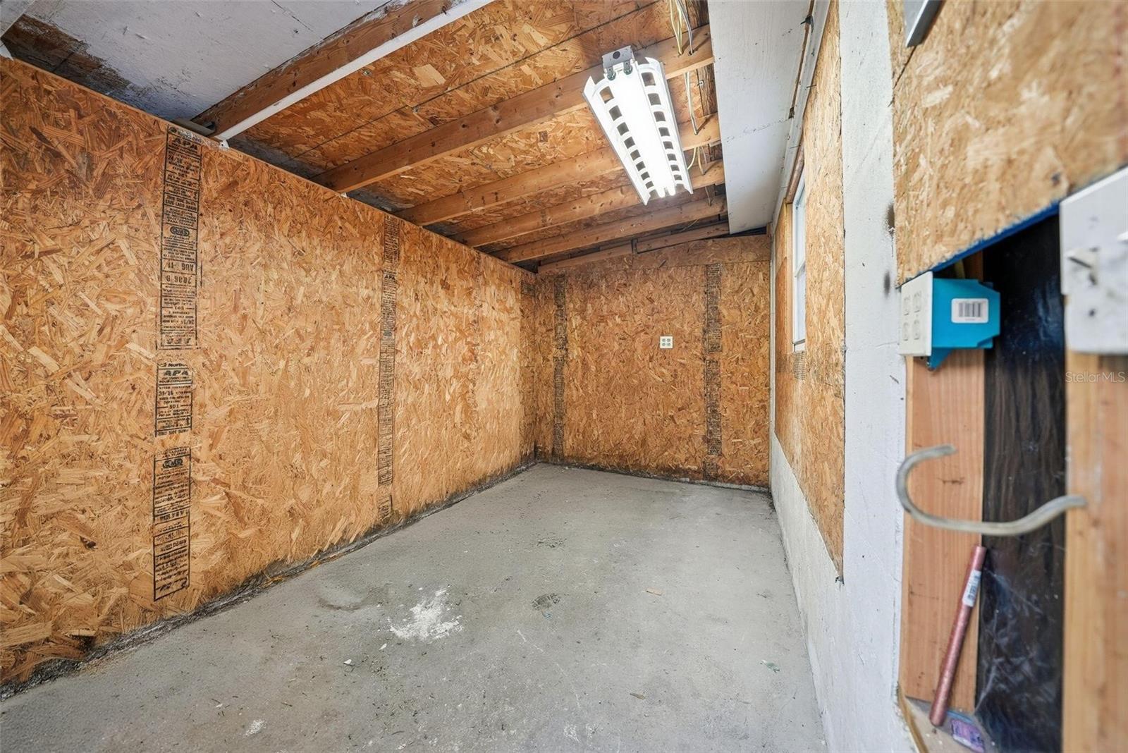 Image 32 of 39 For 4160 58th Avenue N