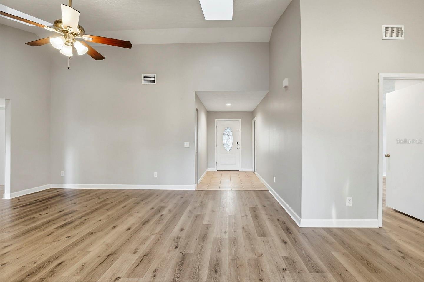 Image 14 of 42 For 15009 Naples Place