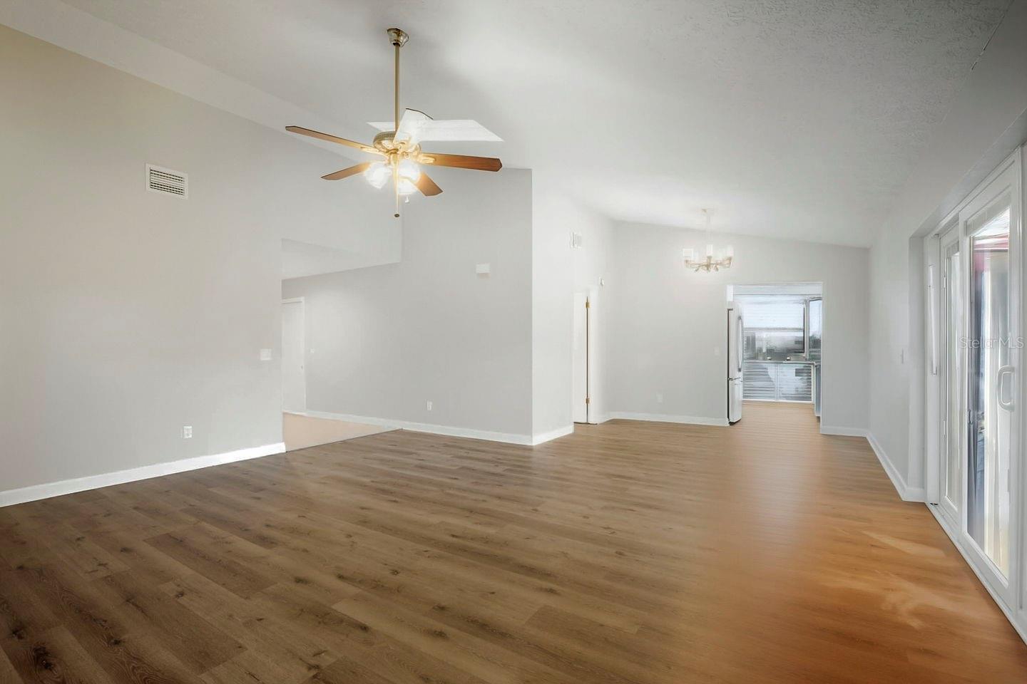 Image 15 of 42 For 15009 Naples Place