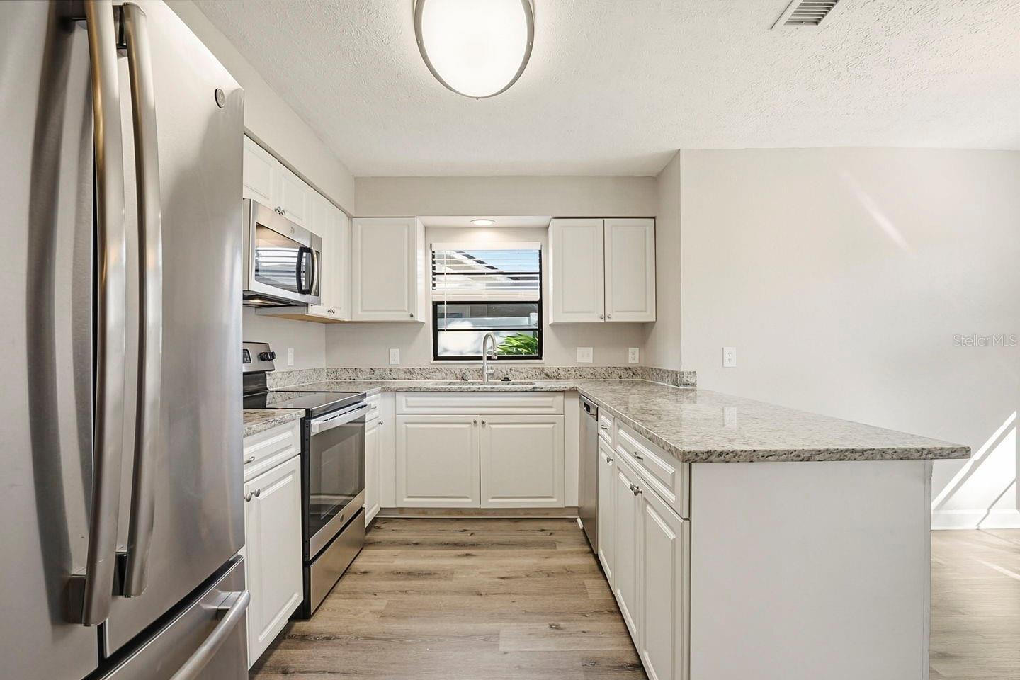 Image 20 of 42 For 15009 Naples Place