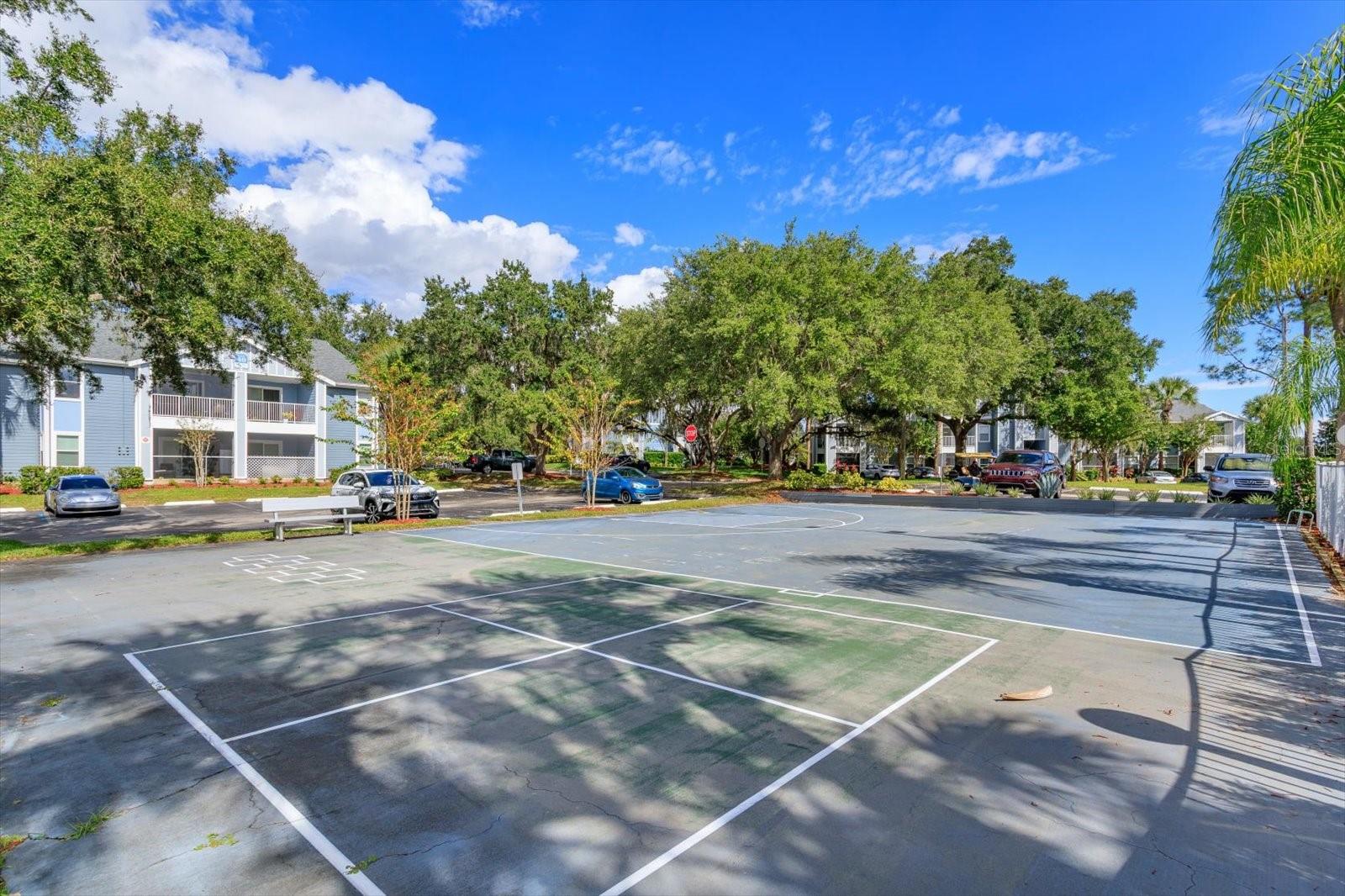 Image 22 of 27 For 2577 Grassy Point Drive 107