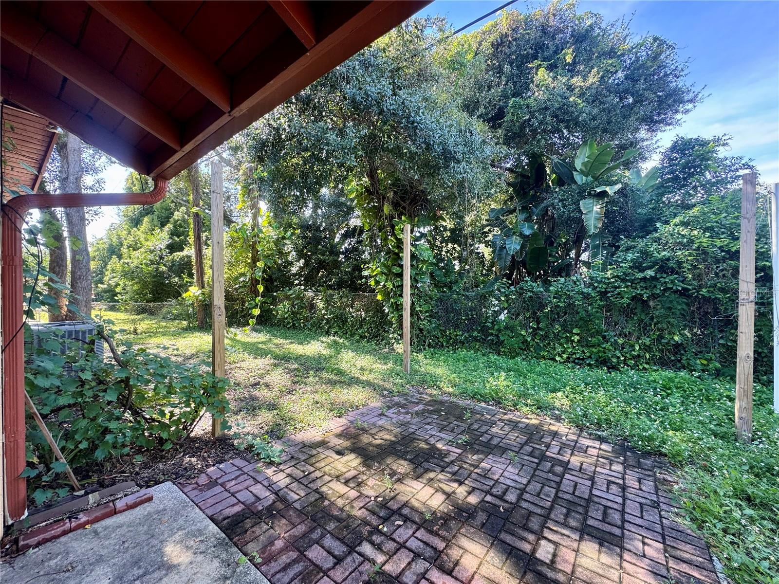 Image 27 of 28 For 612 Martin Avenue