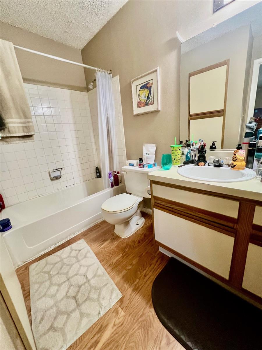 Image 11 of 13 For 224 Afton Square 202