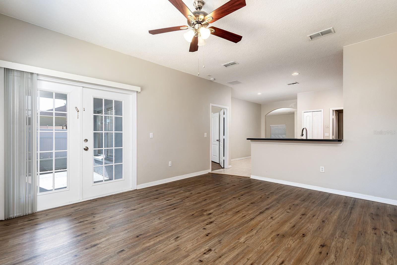 Image 4 of 24 For 5255 Shale Ridge Trail