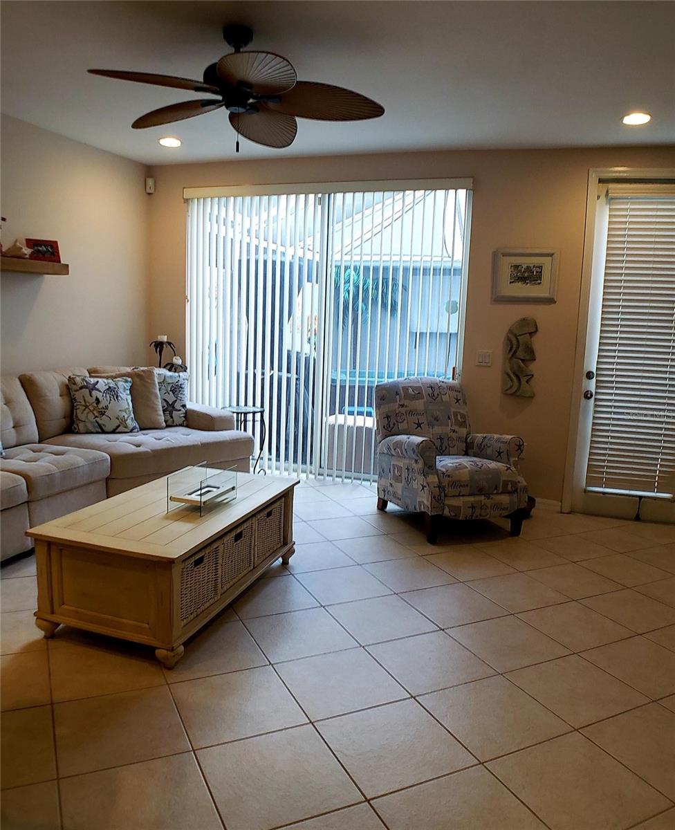 Image 13 of 51 For 5662 Whitehead Street