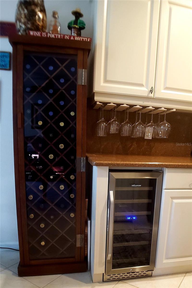 Image 22 of 51 For 5662 Whitehead Street