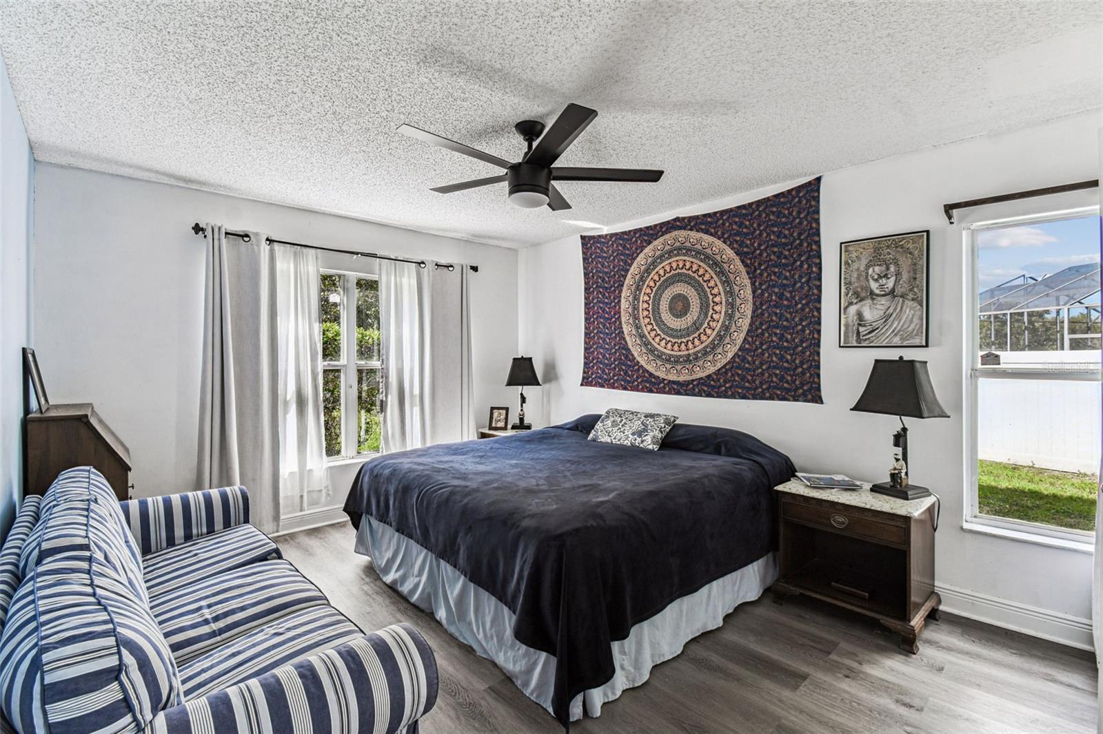 Image 23 of 72 For 13200 Mallard Cove Boulevard