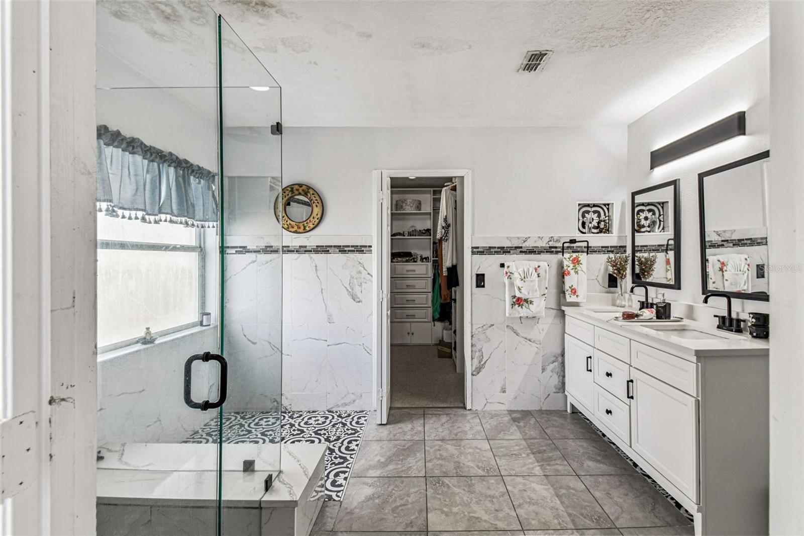 Image 24 of 72 For 13200 Mallard Cove Boulevard