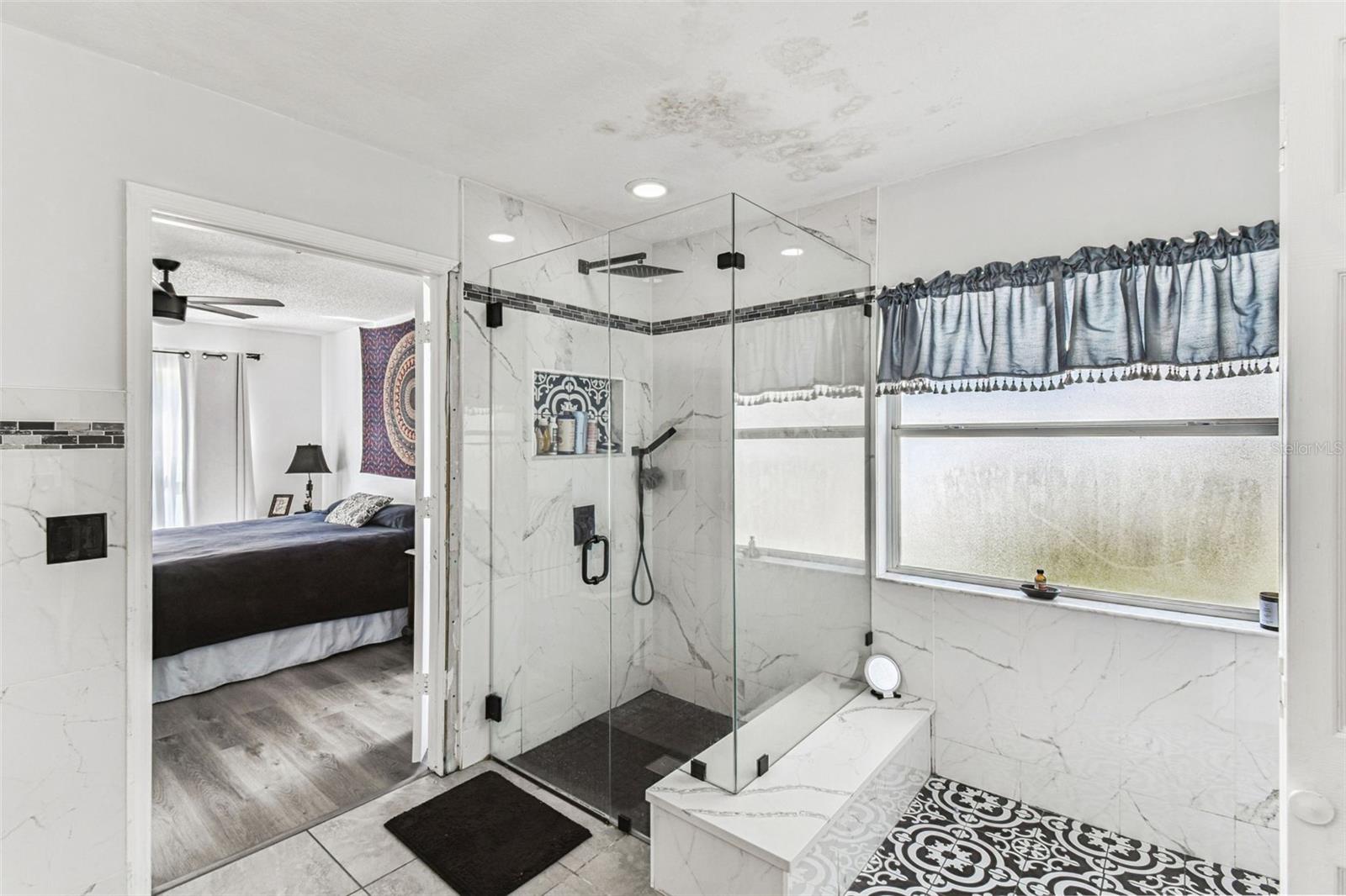 Image 26 of 72 For 13200 Mallard Cove Boulevard