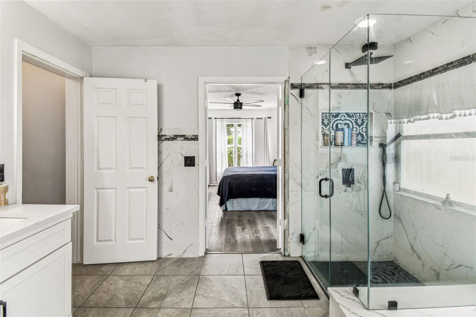 Image 28 of 72 For 13200 Mallard Cove Boulevard