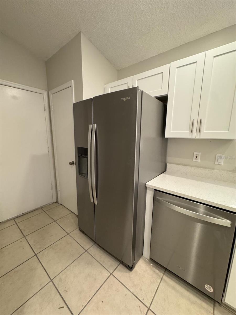 Image 4 of 10 For 611 Cypress Tree Court