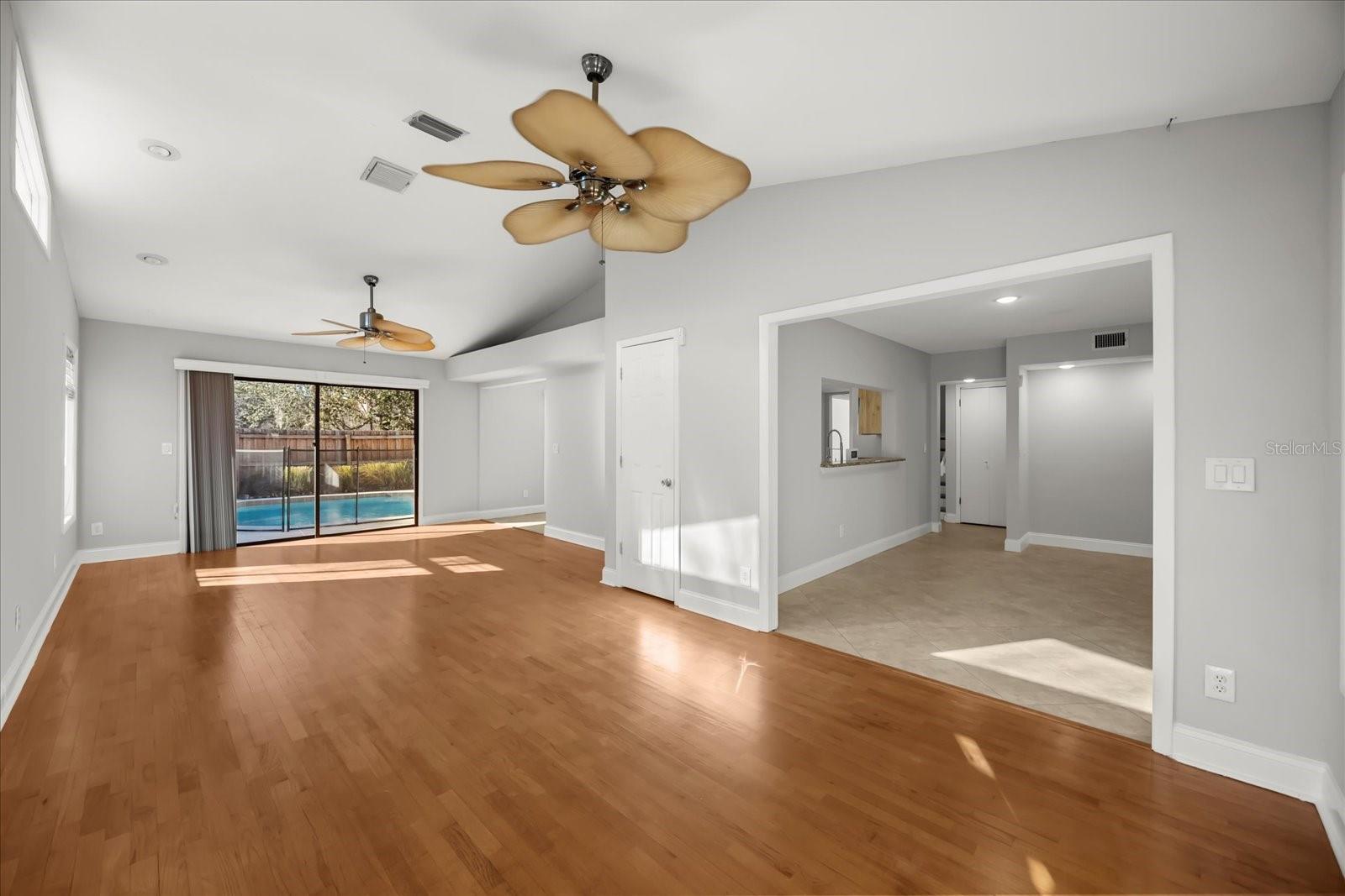 Image 18 of 53 For 366 Wekiva Cove Road