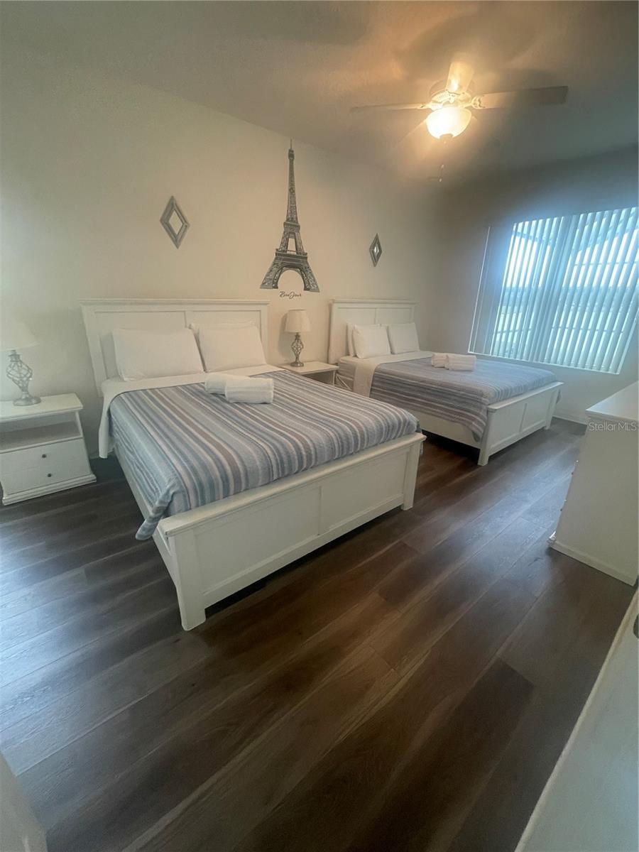 Image 15 of 63 For 1010 Tourmaline Drive