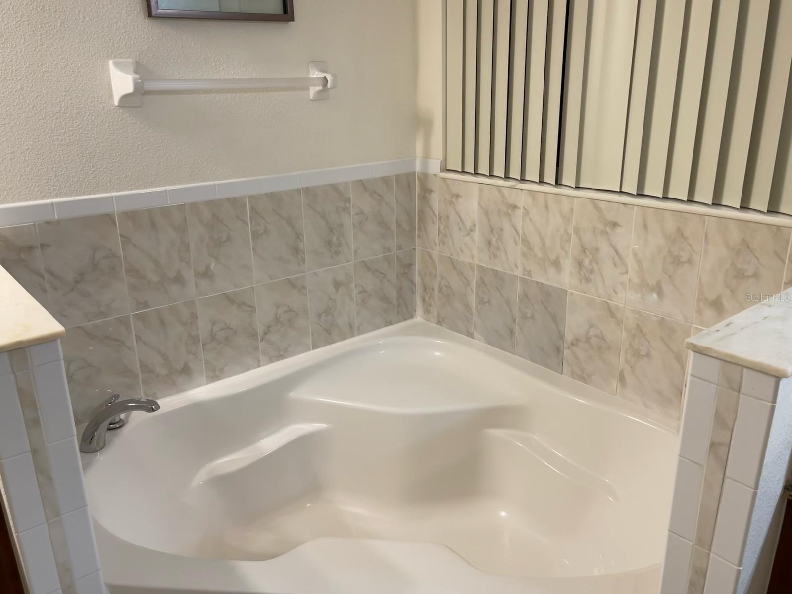 Image 19 of 63 For 1010 Tourmaline Drive