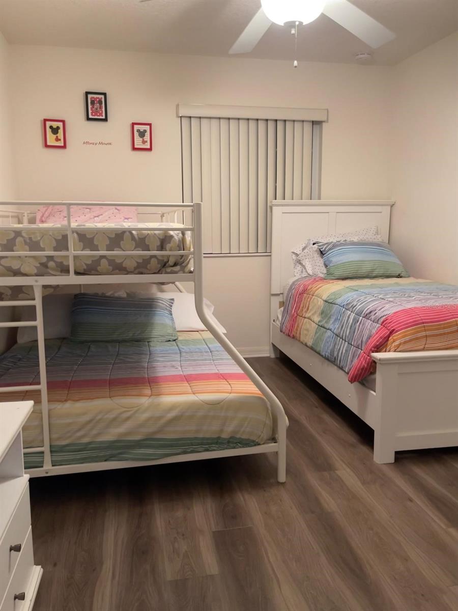 Image 36 of 63 For 1010 Tourmaline Drive