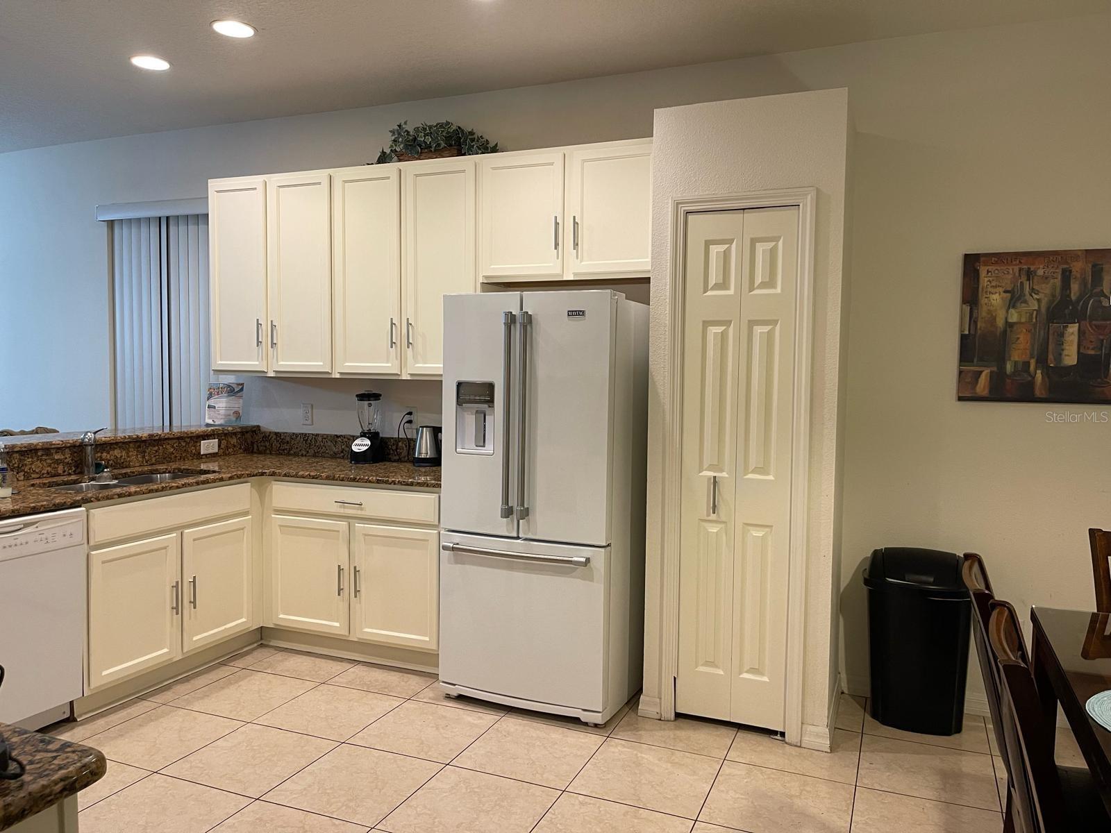 Image 4 of 63 For 1010 Tourmaline Drive