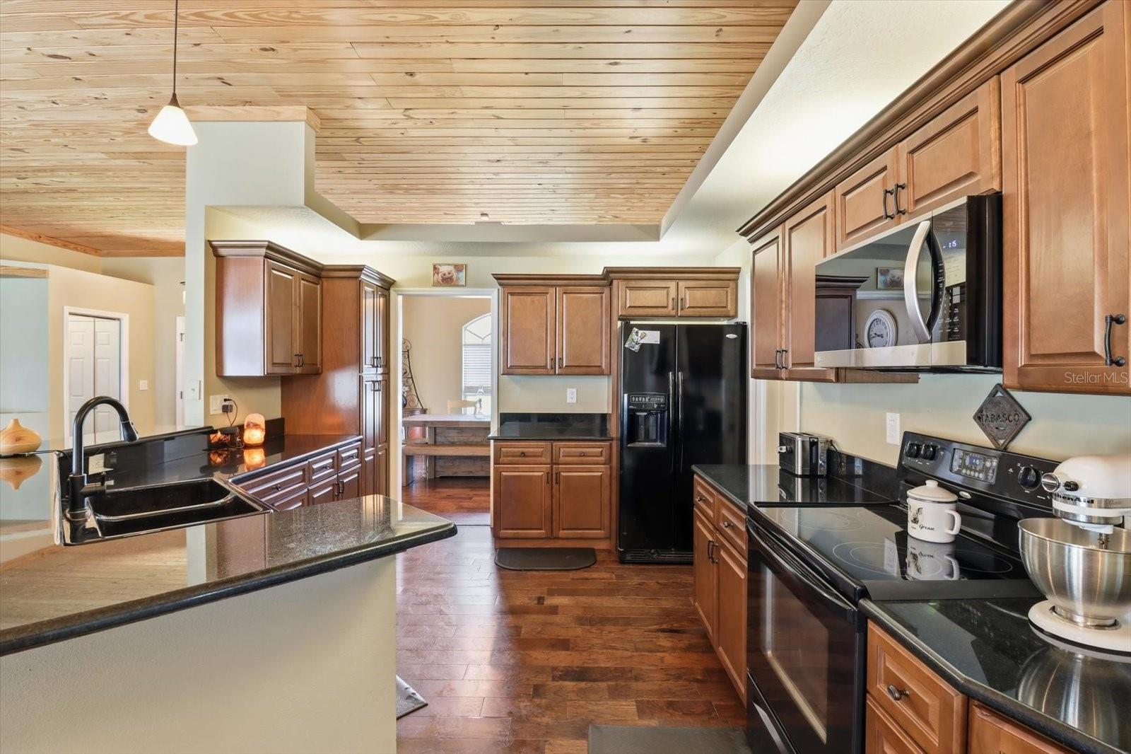 Image 14 of 45 For 3030 Bay Berry Point