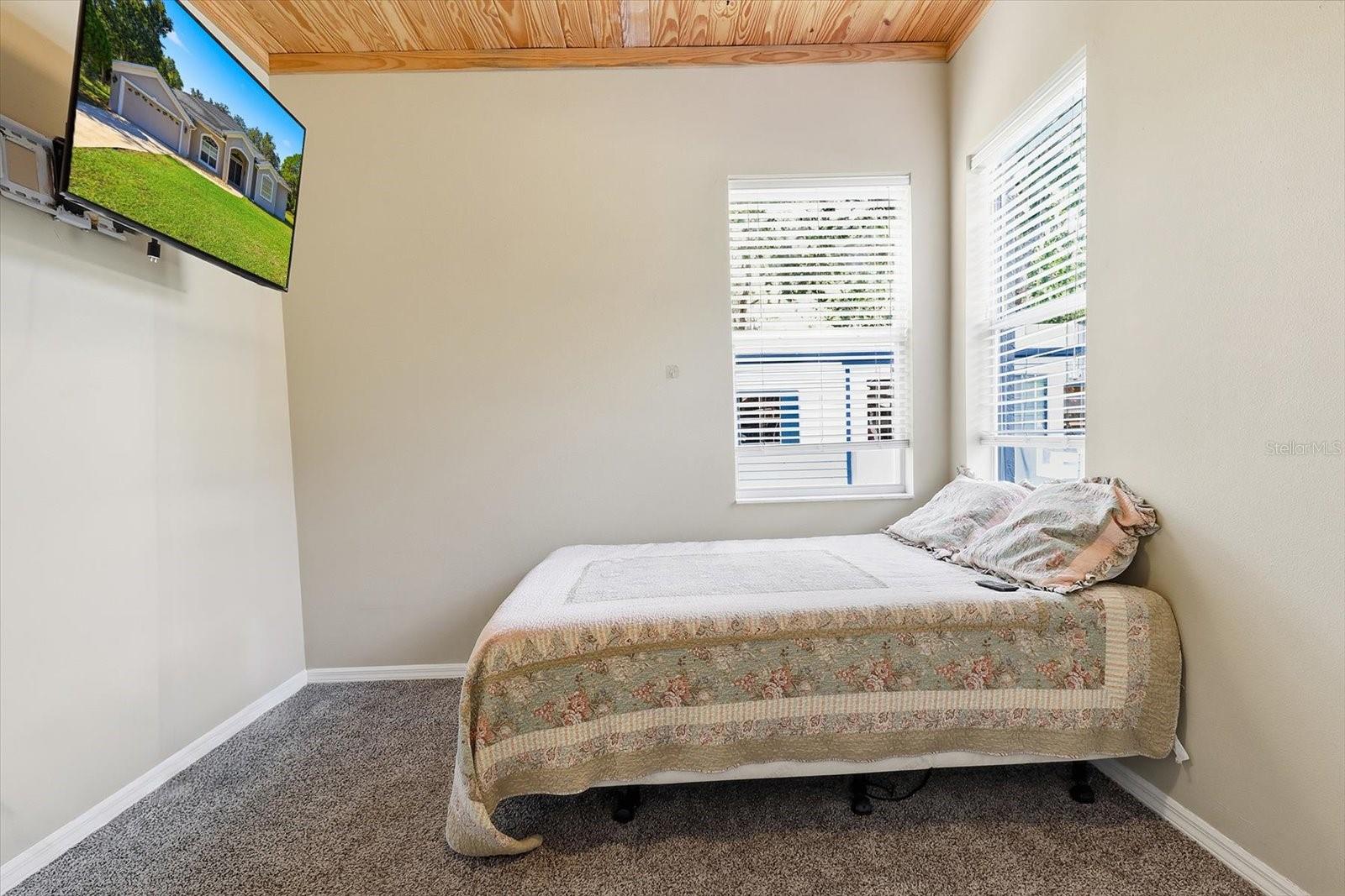 Image 17 of 45 For 3030 Bay Berry Point