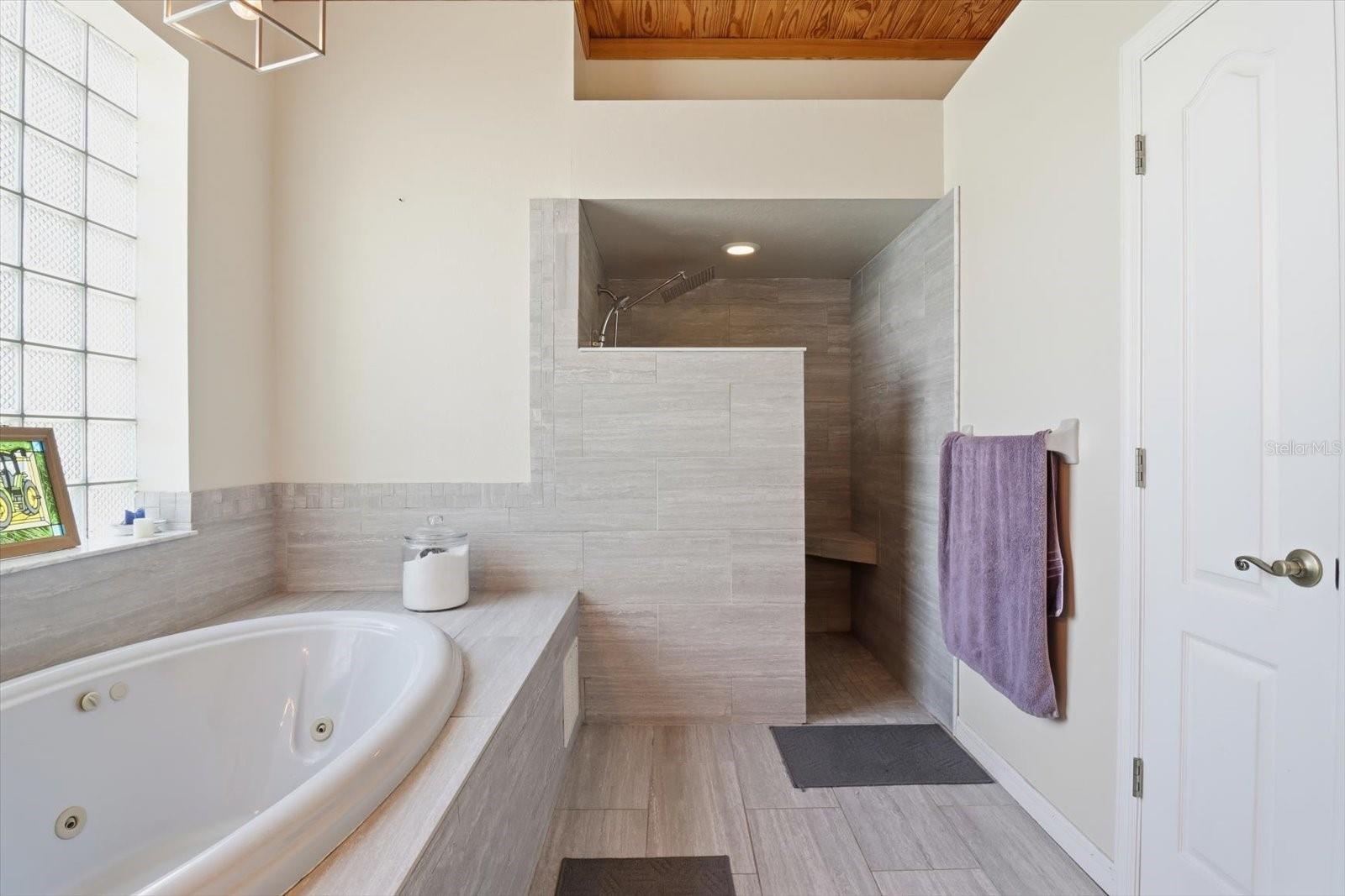 Image 26 of 45 For 3030 Bay Berry Point