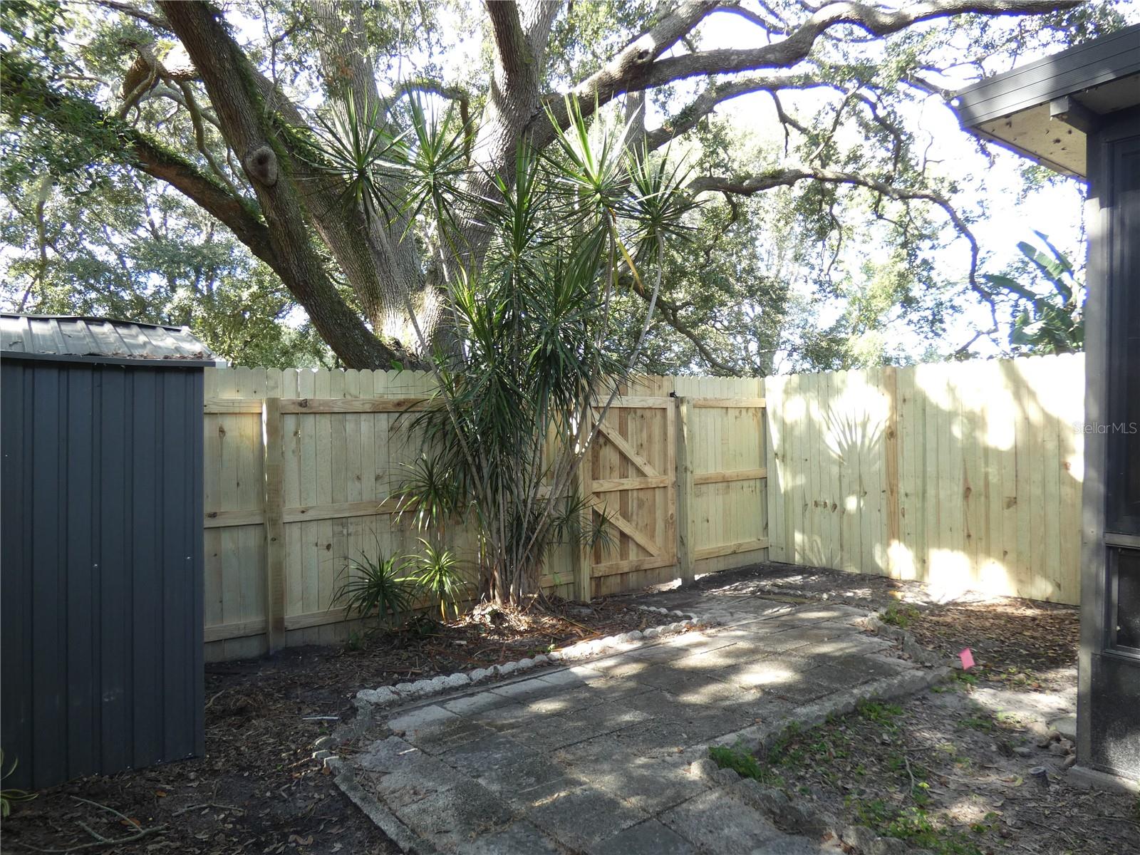 Image 15 of 19 For 1166 Westside Drive