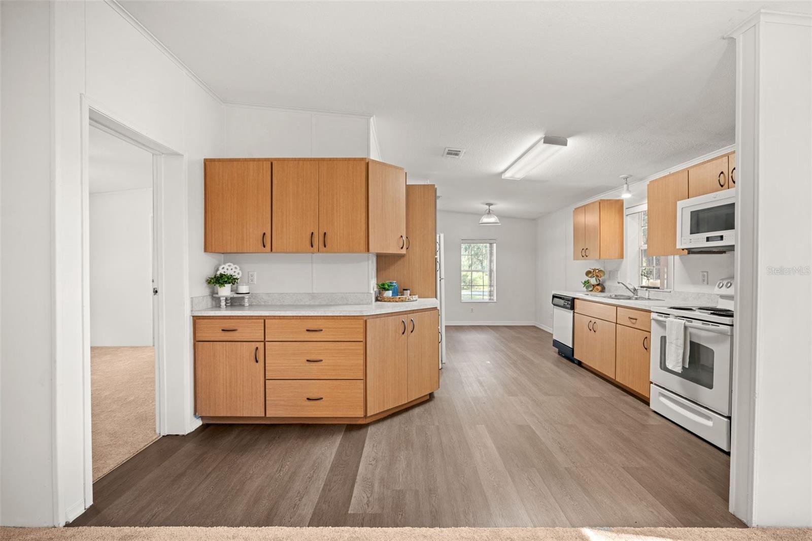 Image 17 of 80 For 2878 Us 301  