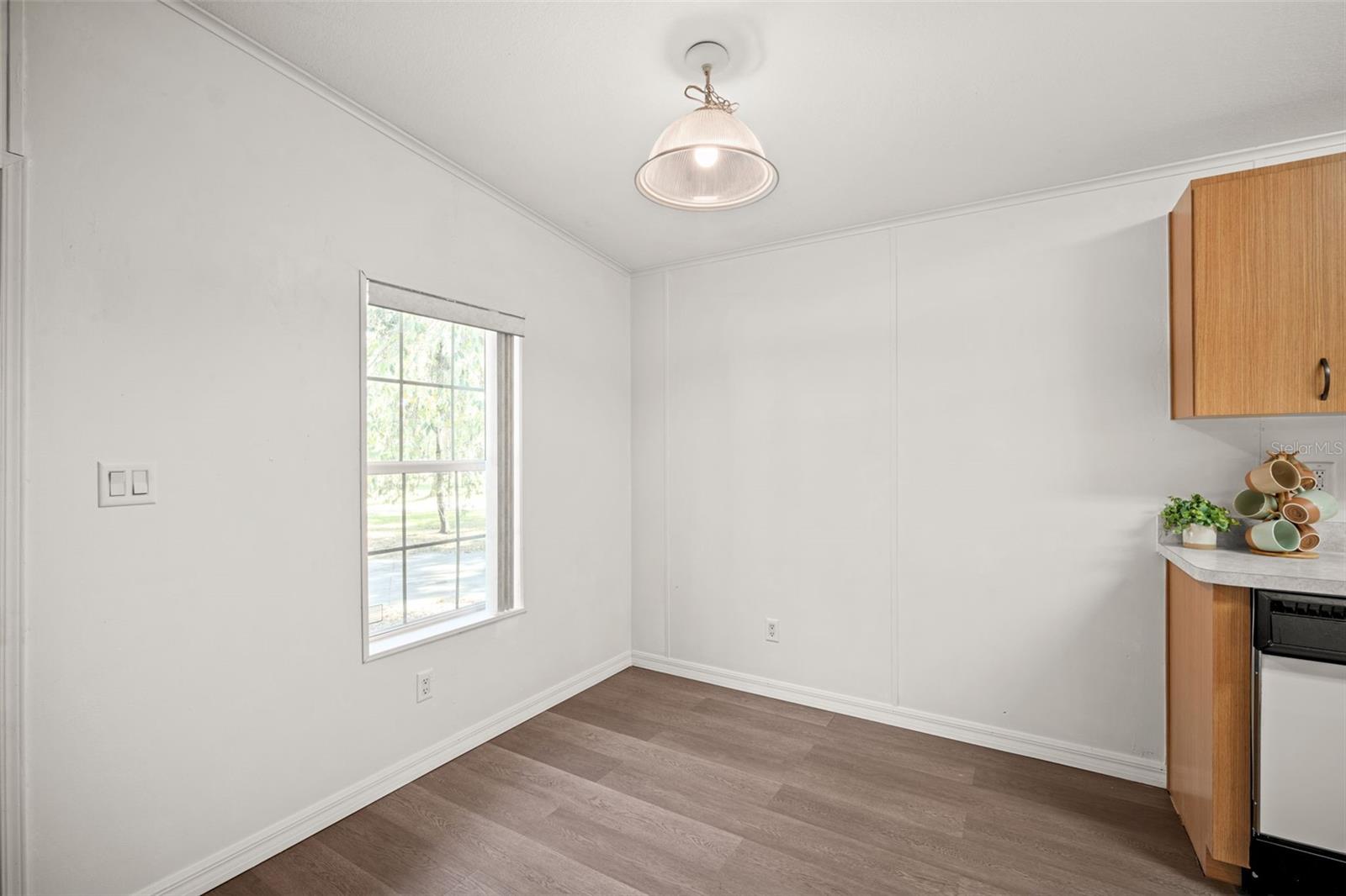 Image 25 of 80 For 2878 Us 301  