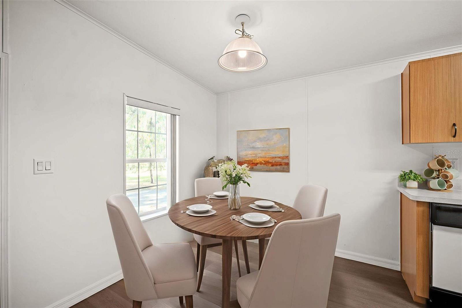 Image 26 of 80 For 2878 Us 301  