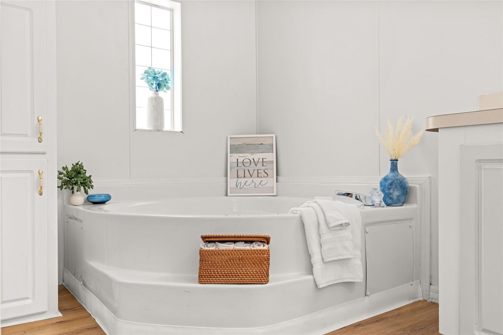 Image 35 of 80 For 2878 Us 301  