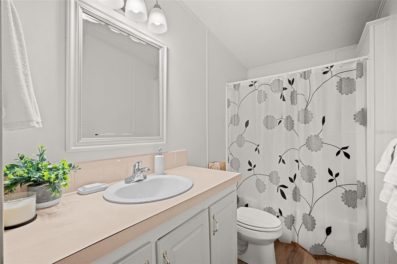 Image 37 of 80 For 2878 Us 301  