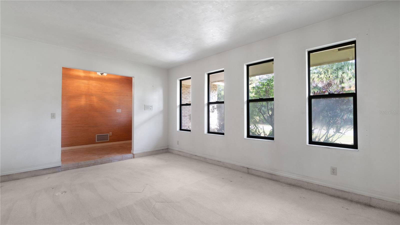 Image 10 of 50 For 965 Pelican Bay Drive