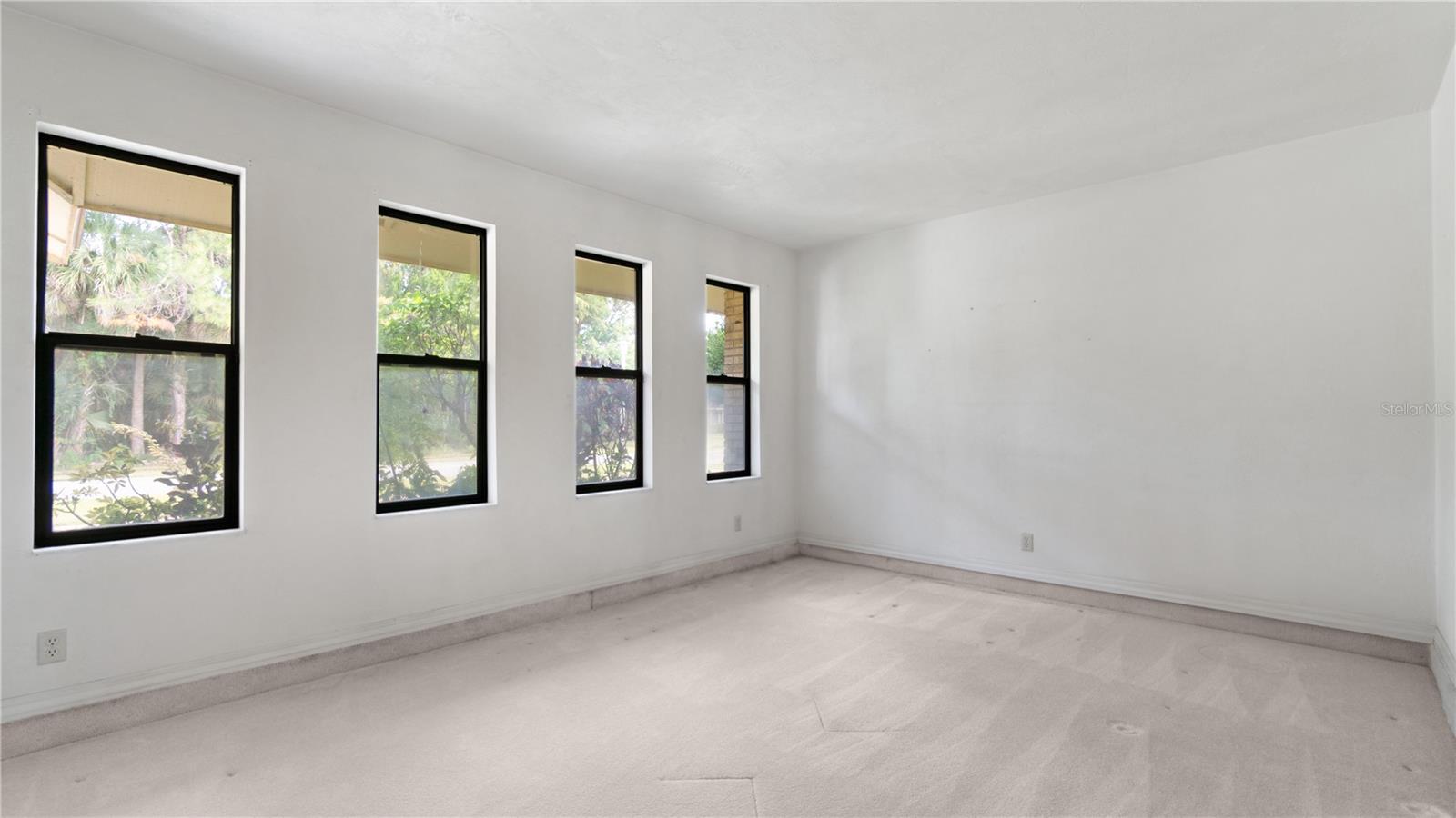 Image 11 of 50 For 965 Pelican Bay Drive