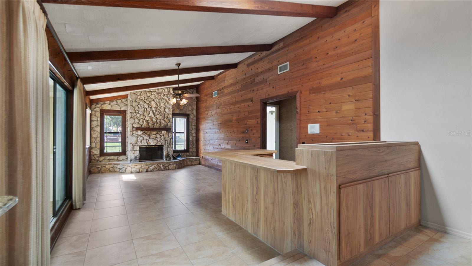 Image 18 of 50 For 965 Pelican Bay Drive