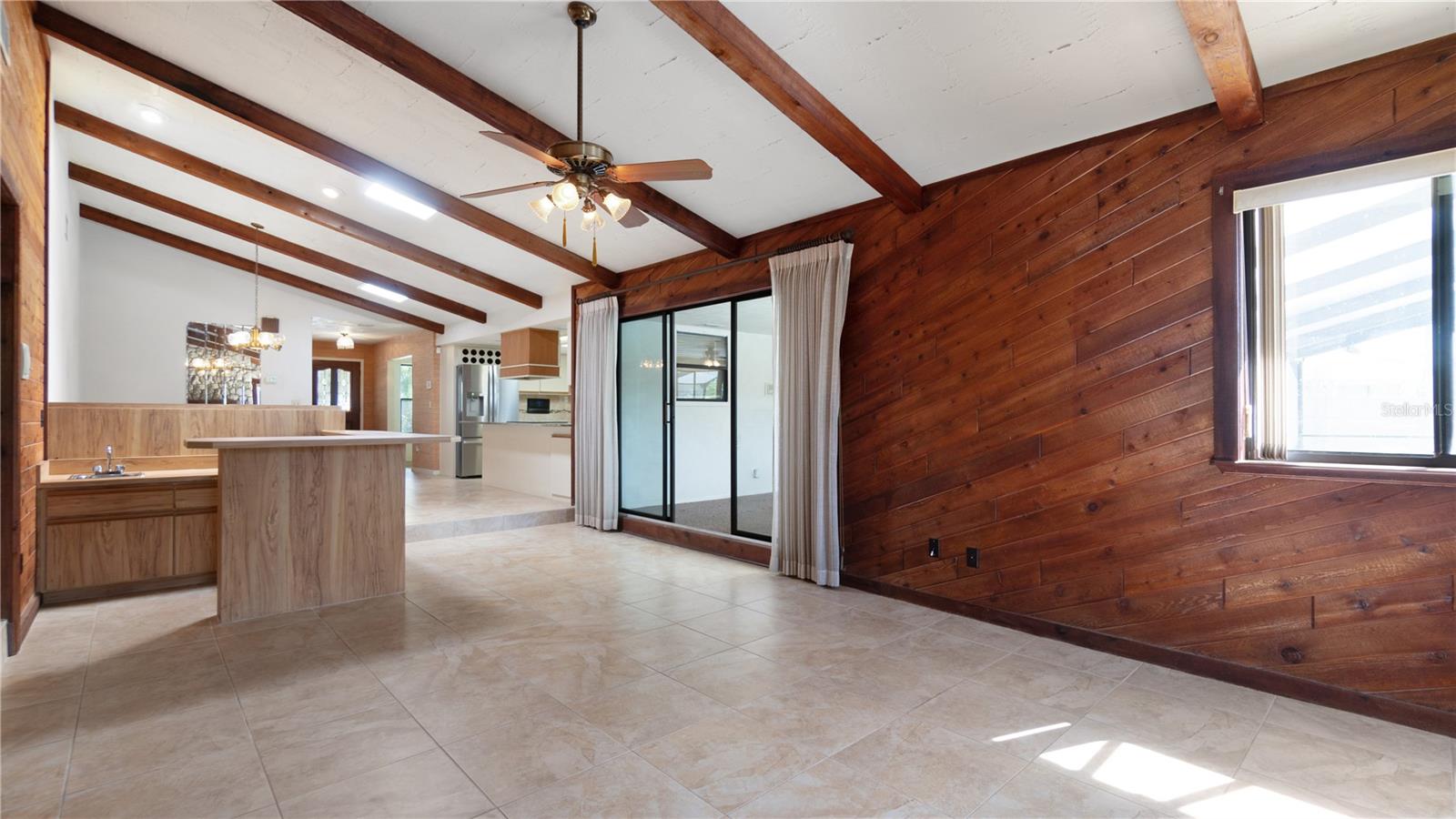 Image 19 of 50 For 965 Pelican Bay Drive