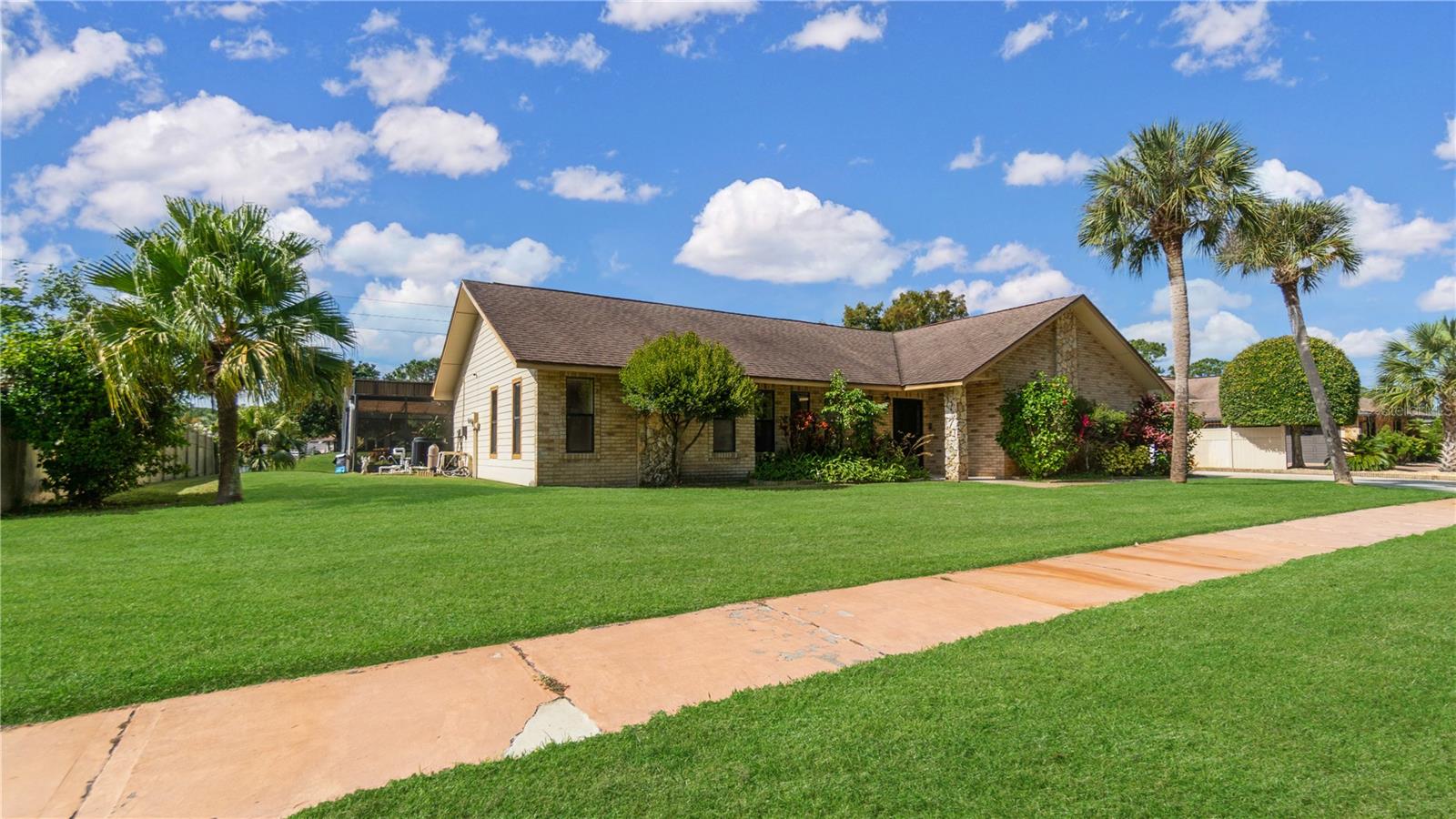 Image 2 of 50 For 965 Pelican Bay Drive