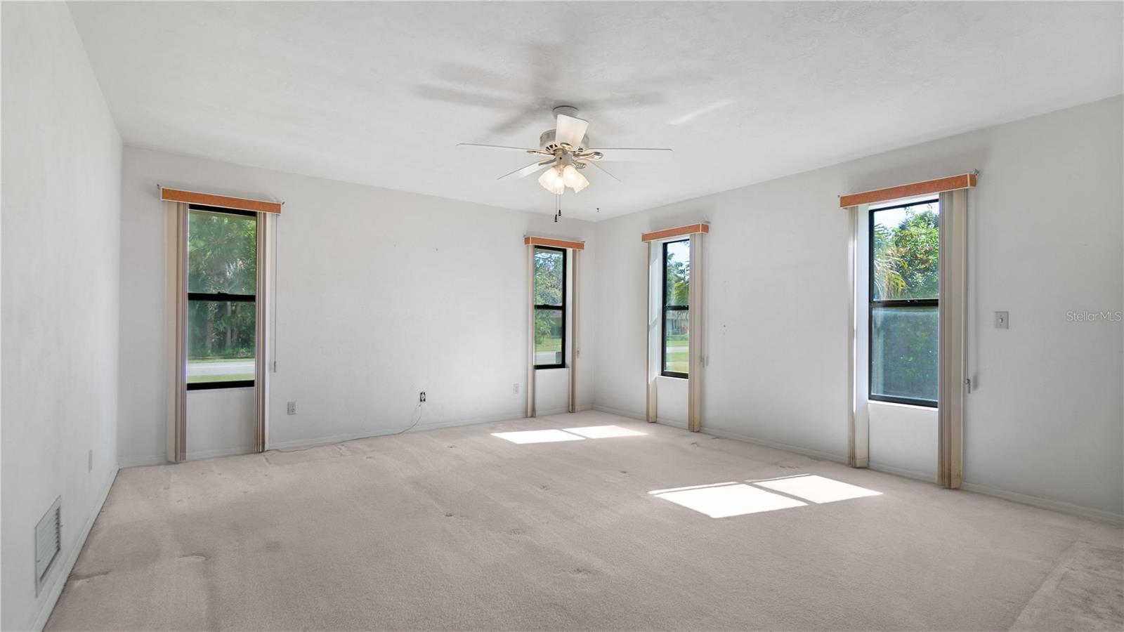 Image 22 of 50 For 965 Pelican Bay Drive