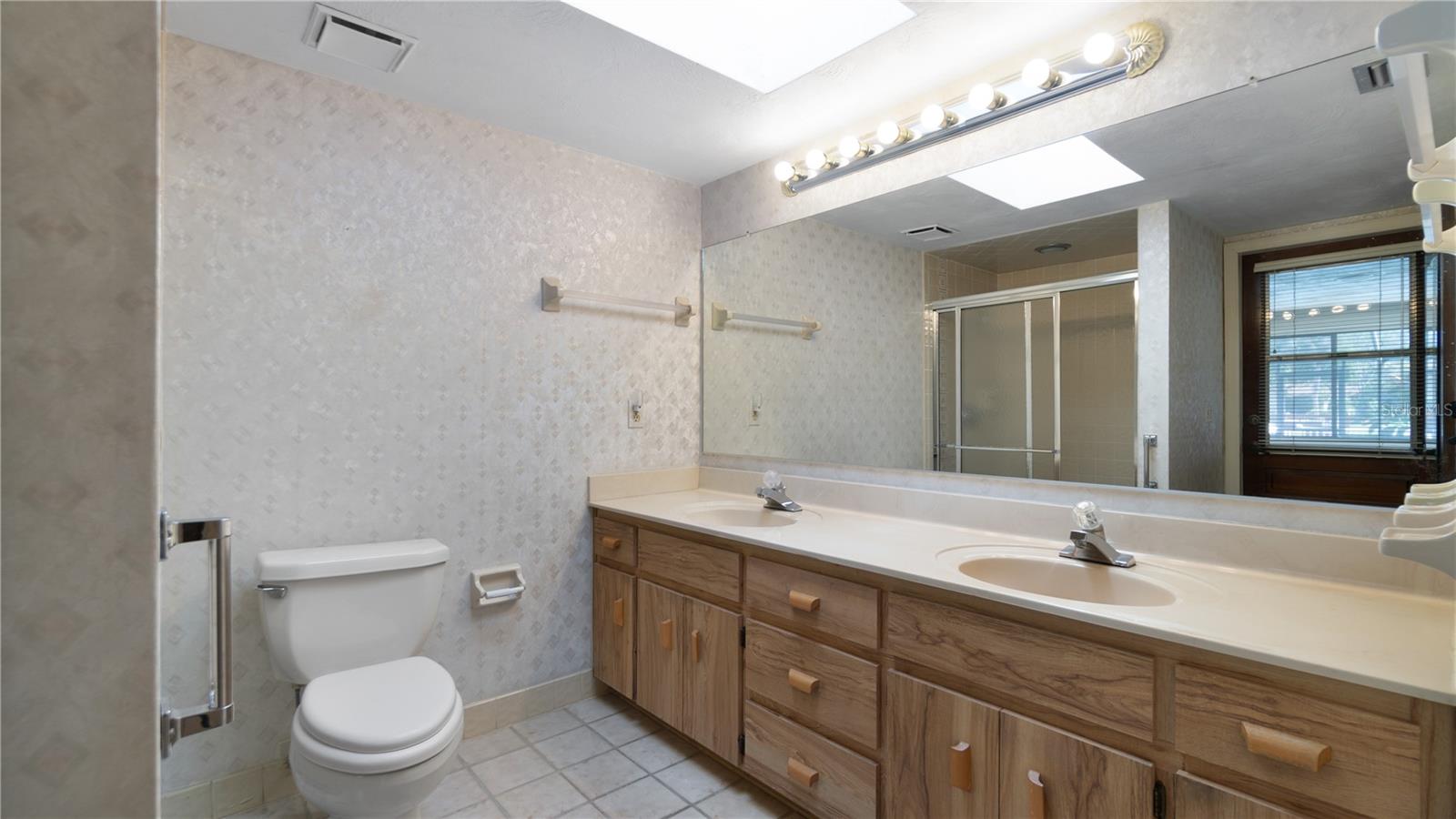 Image 25 of 50 For 965 Pelican Bay Drive